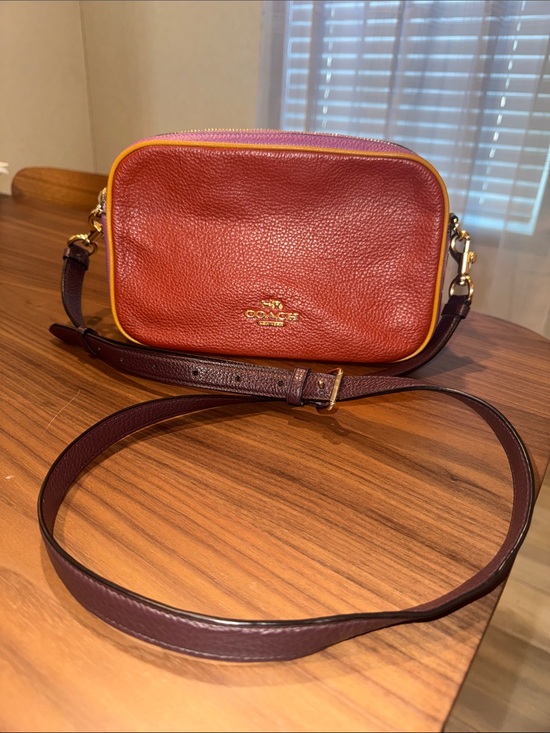 Coach Handbags - Coach Jes crossbody bag